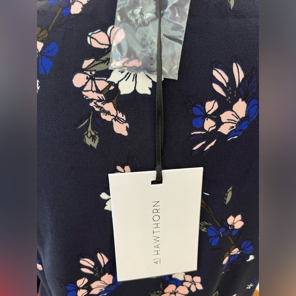 41 Hawthorne Navy Blue Knee Length Dress With Pink Flowers and Button V-Neck NWT - Picture 6 of 6